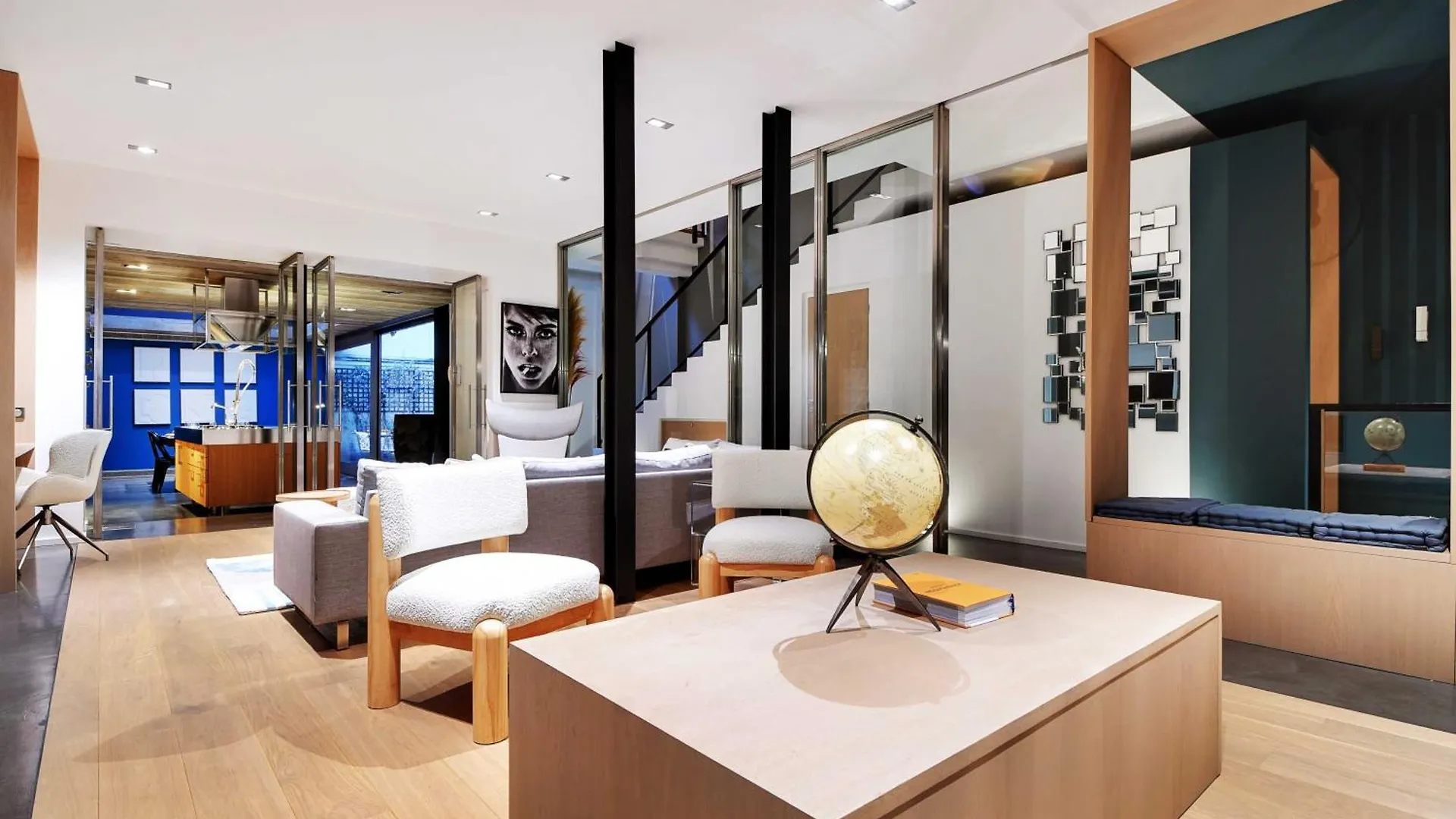 Fabulous House - A Gem In Chic Western Paris 0*,  França