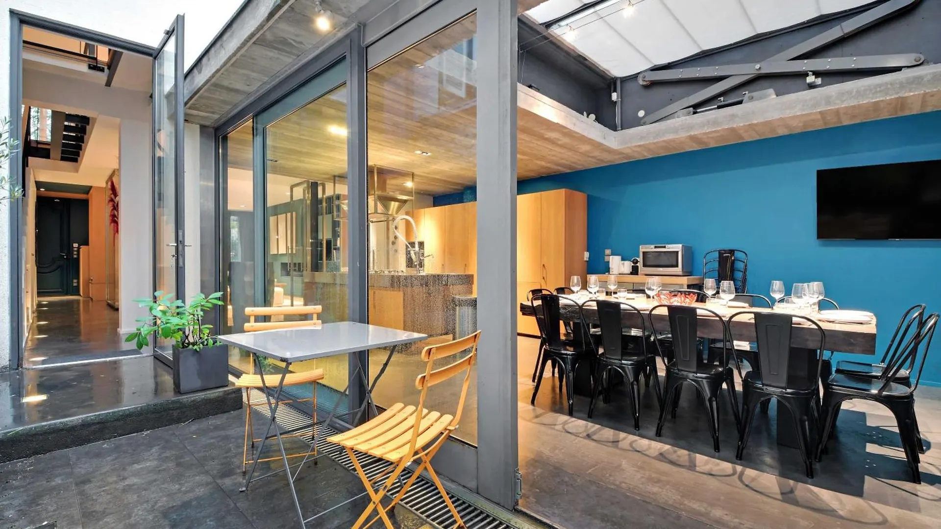 Holiday home Fabulous House - A Gem In Chic Western Paris
